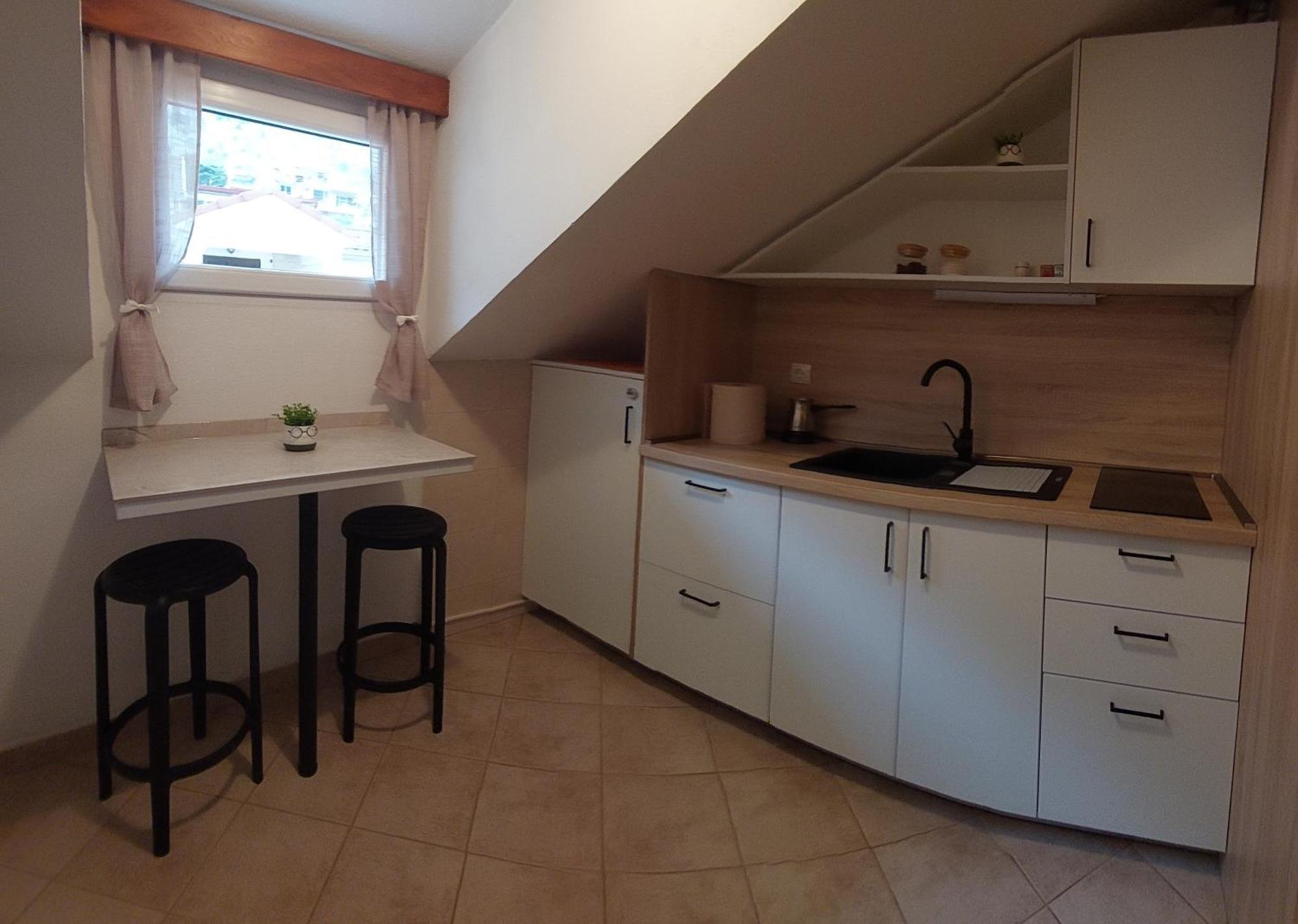 Guesthouse Anita โกตอร์ ภายนอก รูปภาพ