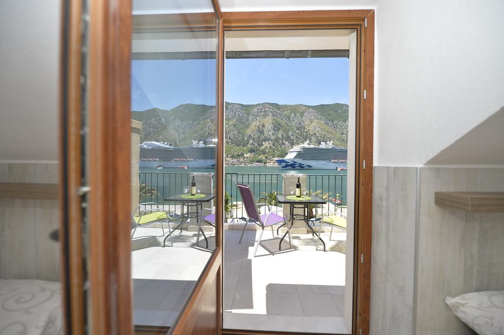 Guesthouse Anita โกตอร์ ภายนอก รูปภาพ